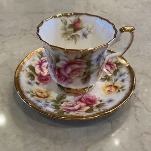 Elizabethan Staffordshire teacup and saucer